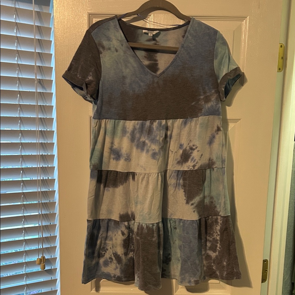 Crown & Ivy Blue and Gray V-Neck Dress